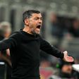 Sérgio Conceição frustrado com os seus jogadores na derrota caseira do Milan frente à Lazio
