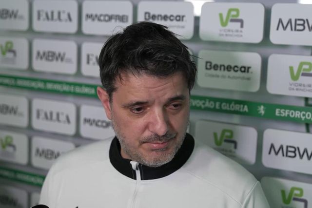 Nuno Dias acredita na reviravolta no Sporting-Benfica: «Se já aconteceu vencermos com alguma margem...»