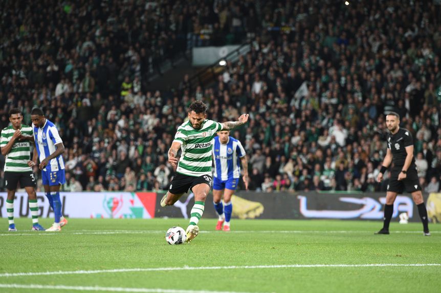 Suárez decidiu, de penálti, o Sporting-FC Porto das meias-finais da Taça de Portugal - foto: Sérgio Miguel Santos