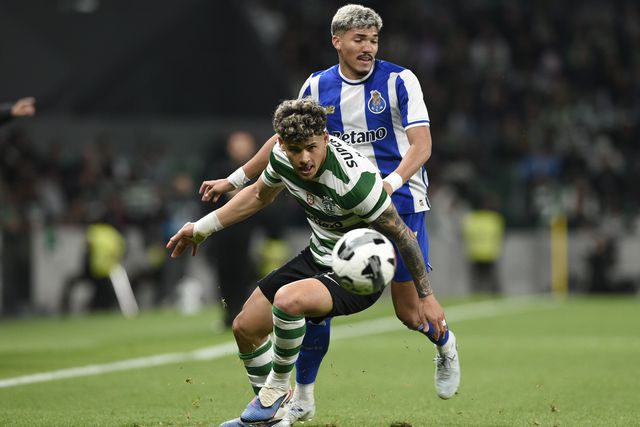 Maxi Araújo e William Gomes protagonizaram duelo intenso - Fotos: SÉRGIO MIGUEL SANTOS