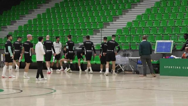 A preparação do Sporting para o dérbi decisivo pela Champions de futsal