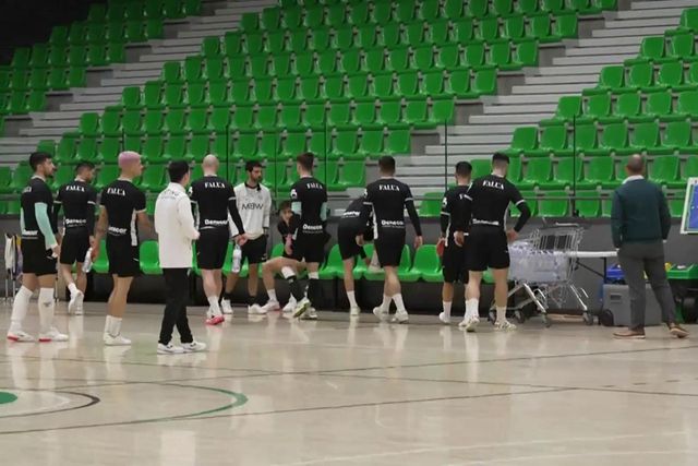 A preparação do Sporting para o dérbi decisivo pela Champions de futsal