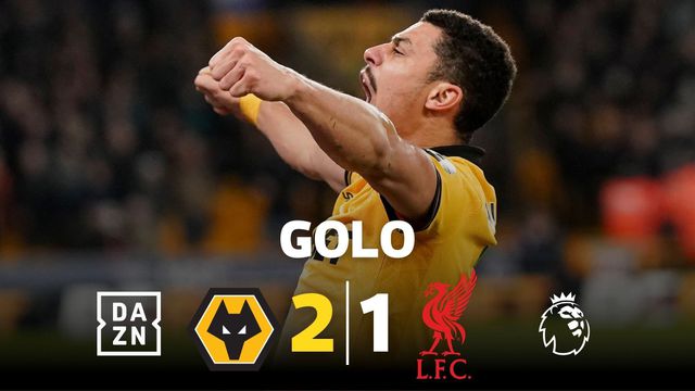 Treinador do Wolverhampton celebra à Mourinho com golo aos 90+4'