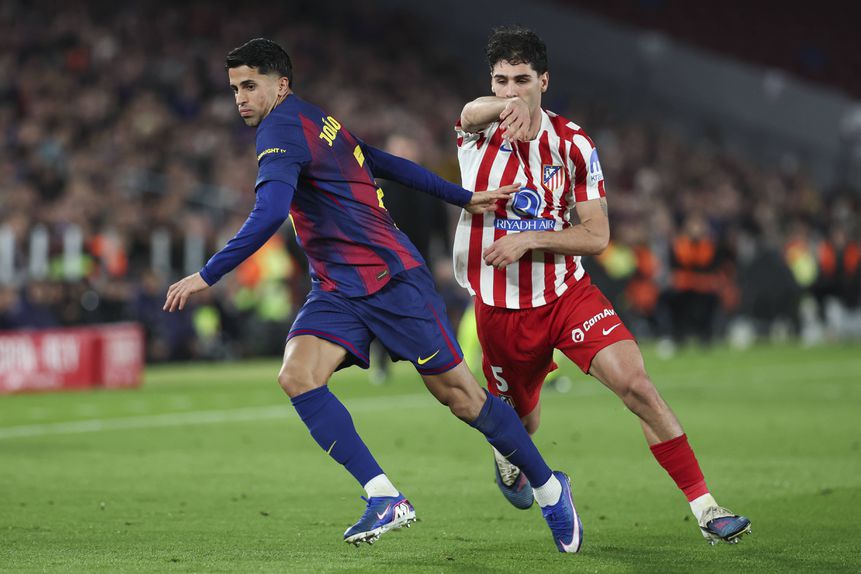 João Cancelo foi titular e fez a assistência para o terceiro golo