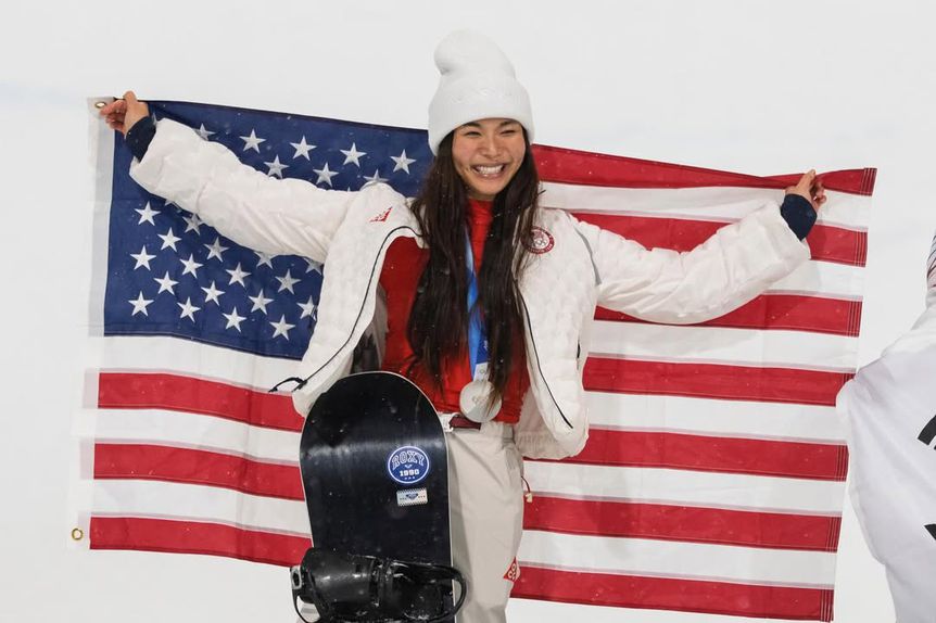 Chloe Kim, duas vezes medalha de ouro e uma vez medalha de prata na modalidade halfpipe no snowboard olímpico, conta com mais de 1 milhão de seguidores nas redes sociais - Foto: IMAGO