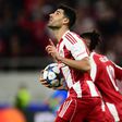 Mehdi Taremi a celebrar um golo pelo Olympiakos na Champions
