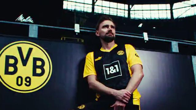 Dortmund celebra 50 anos do estádio com esta camisola
