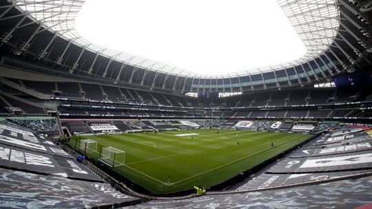 Tottenham aberto a novos investidores após perdas de 100 milhões de euros