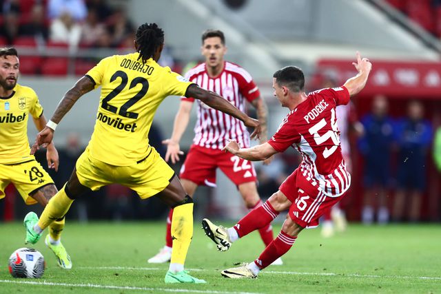 João Carvalho e Podence marcam na vitória do Olympiakos