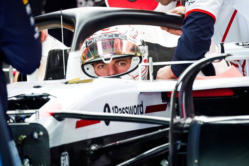 Max Verstappen já em Suzuka para o GP do Japão