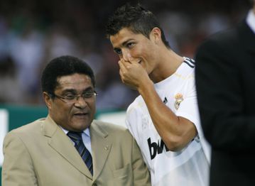 Eusébio e Cristiano Ronaldo homenageados hoje na capa do L'Équipe
