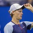 Jannik Sinner desiste e entrega Cincinnati a Carlos Alcaraz