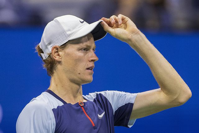 Jannik Sinner desiste e entrega Cincinnati a Carlos Alcaraz