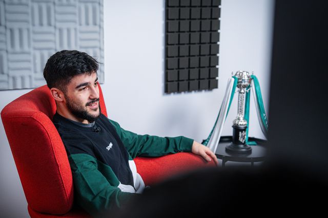 «Até na família nos confundem. Já dei autógrafos com o nome do Tomás»