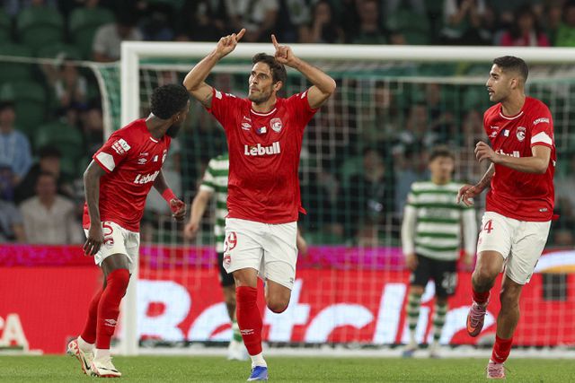 Gonçalo Paicência muito crítico no final da partida - Foto: LUSA