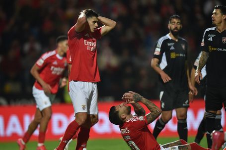 Desilusão encarnada no último Casa Pia-Benfica - Foto: Miguel Nunes