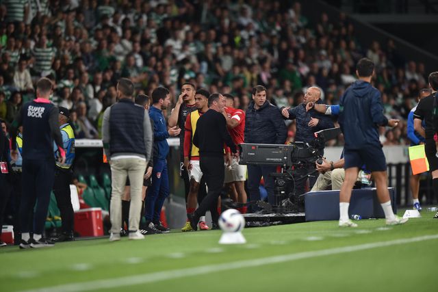 Petit, treinador do Santa Clara (Foto: Miguel Nunes)