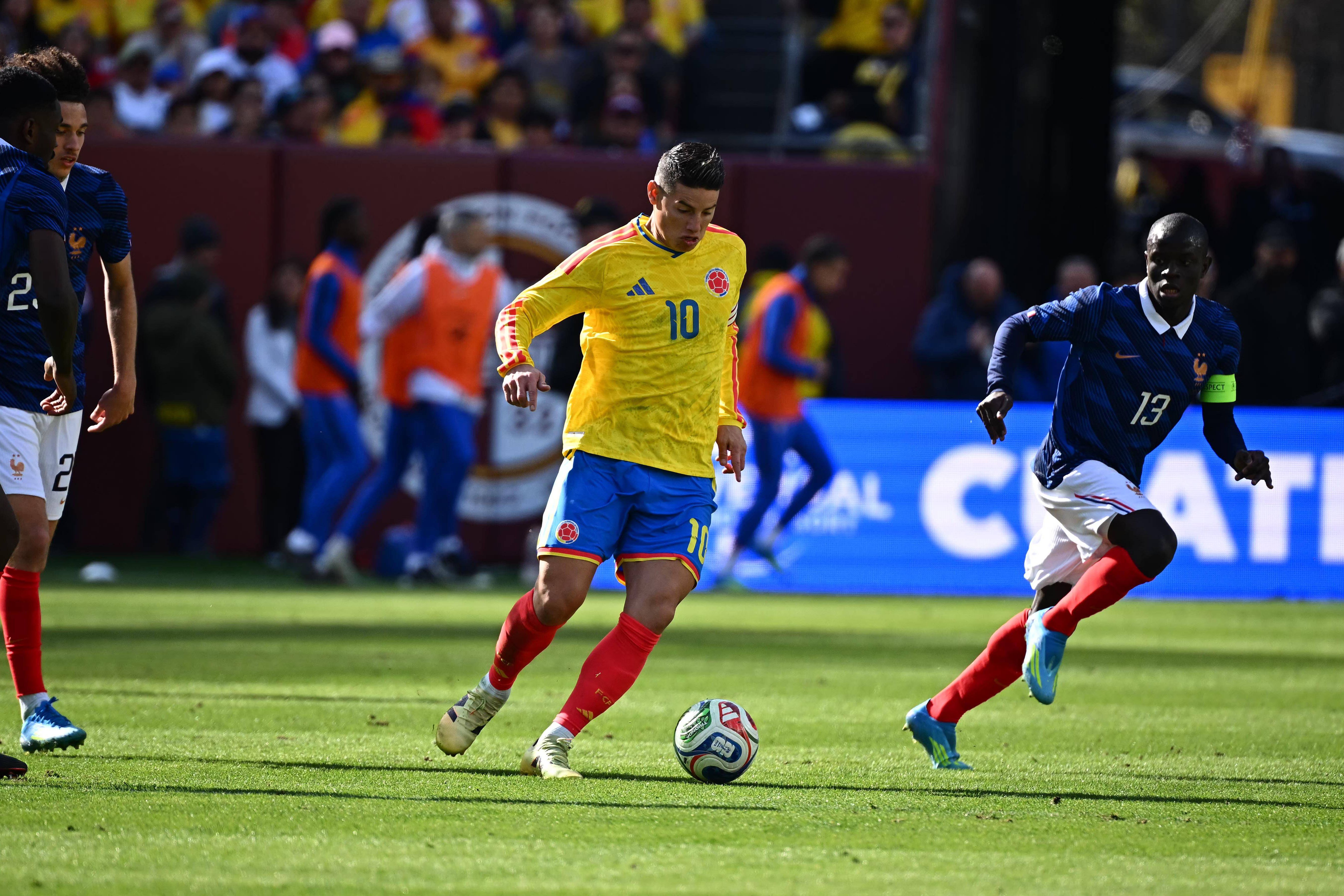 James Rodríguez ao serviço da seleção colombiana