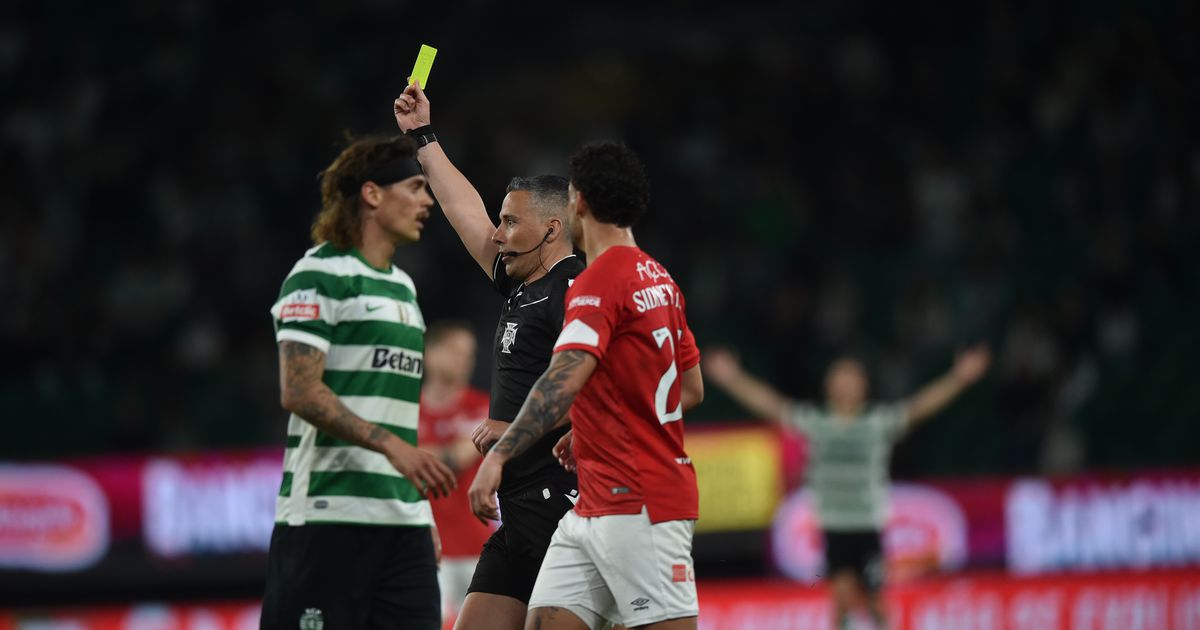 Do «escândalo» à «guerra sem quartel»: Sporting-Santa Clara ultrapassa fronteiras