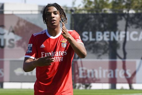 Não teve sucesso no Benfica e agora é apontado como o futuro da seleção italiana