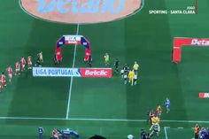 Equipas sobem ao relvado