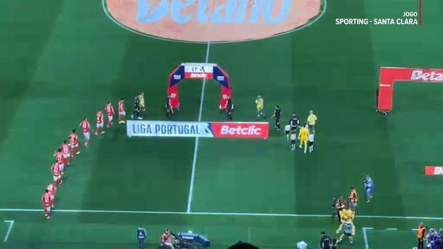 Equipas sobem ao relvado