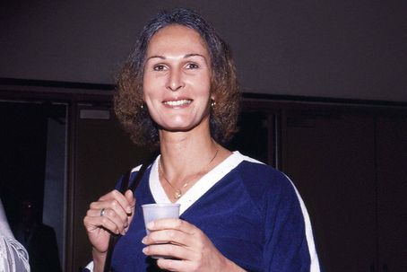 O médico Renee Richards foi o primeiro atleta trans a assumir-se e chegou à final de pares no Open dos EUA. IMAGO