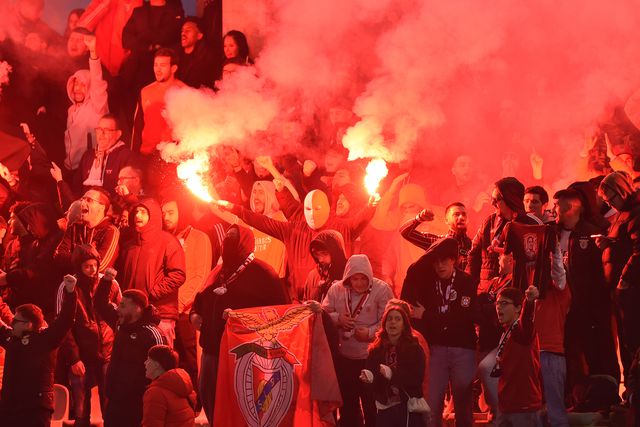 Festa dos adeptos do Benfica na última deslocação a Rio Maior - Foto: Miguel Nunes
