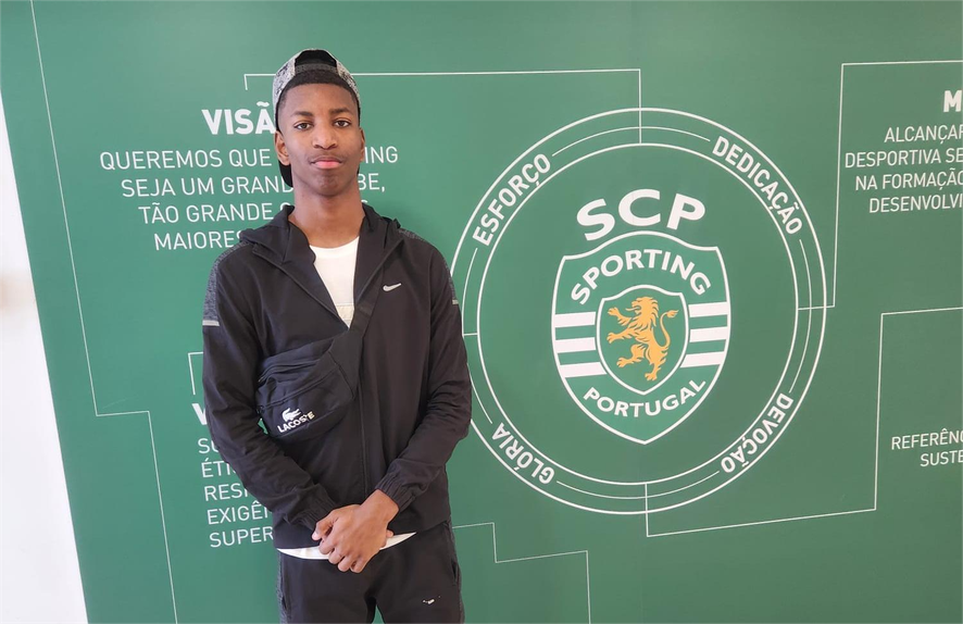 Aureliano Martins à experiência na Academia do Sporting