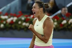 Sabalenka acaba com série de vitórias de Rybakina e recupera até à final do Open de Madrid
