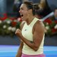 Sabalenka acaba com série de vitórias de Rybakina e recupera até à final do Open de Madrid