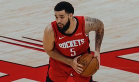 Rockets imponentes 'destroem' Warriors e tudo se decide no Jogo 7