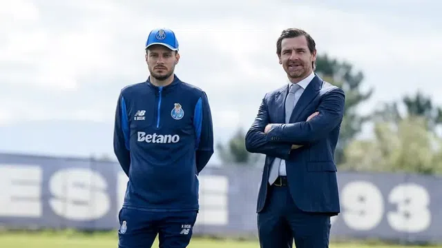 André Villas-Boas mantém plena confiança em Martín Anselmi (FOTO: FC PORTO)