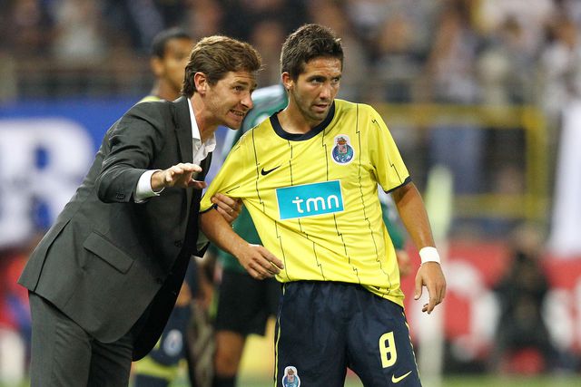 André Villas-Boas, então treinador, e João Moutinho brilharam no FC Porto