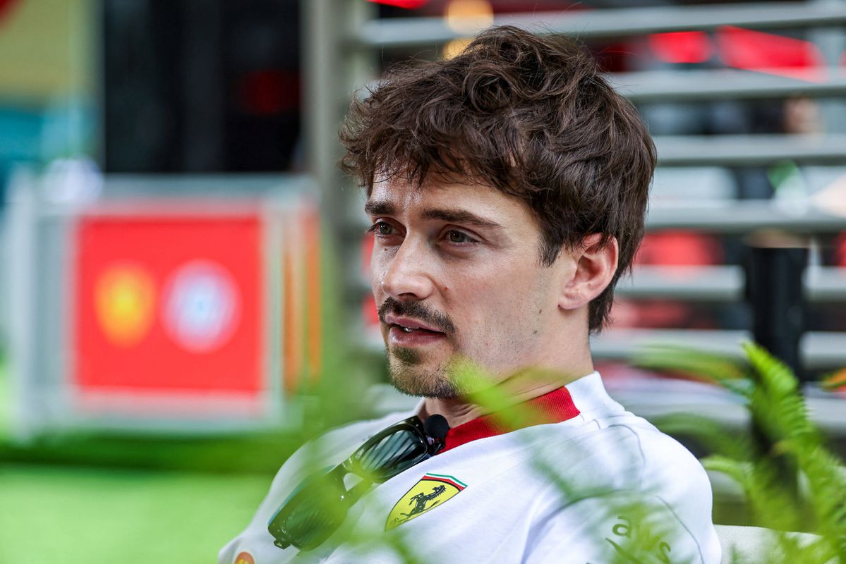 Leclerc insatisfeito com o ritmo da Ferrari: «Fraco»