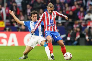 At. Madrid deixa pontos em casa do Alavés e título ainda mais longe