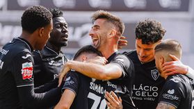 Académico vence Portimonense à boleia de uma trivela (vídeos)