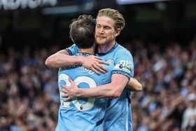 De Bruyne iguala Messi em produtividade com Guardiola