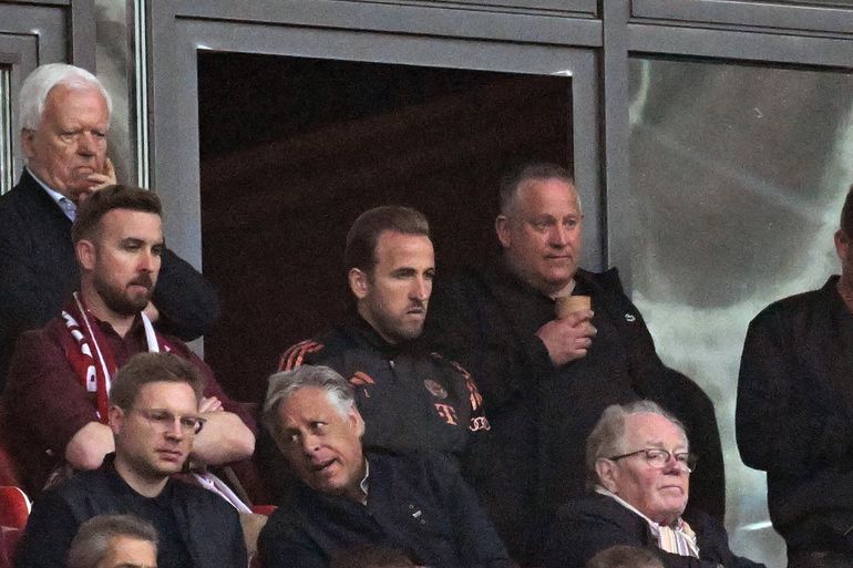 Bayern começou a perder e filmaram logo a cara de Kane... (vídeo)
