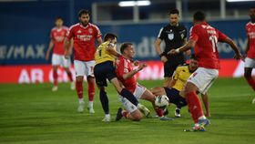 Pavlidis no melhor e Aursnes sempre a tricotar (destaques do Benfica)