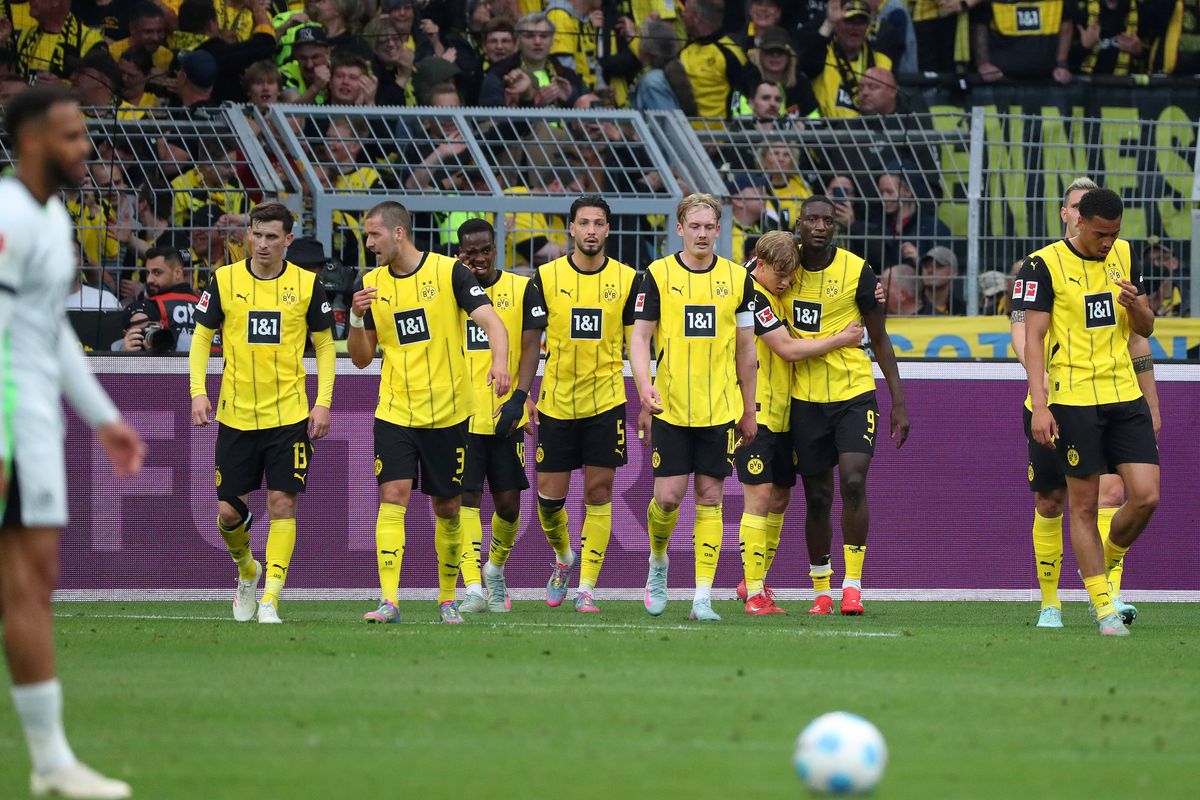 Dortmund continua recuperação e já ocupa lugares de Champions