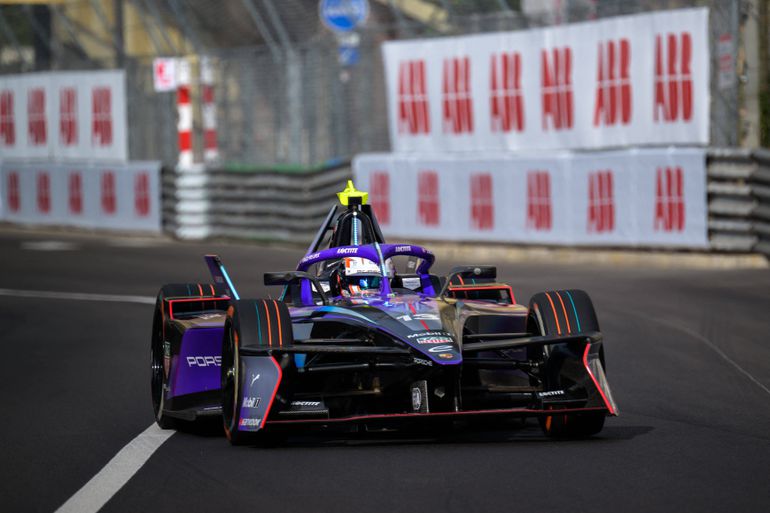 Félix da Costa desiste no E-Prix do Mónaco após colisão