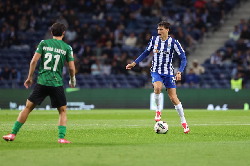 Tomás Pérez entrou aos 64 minutos no embate com o Moreirense, substituindo o compatriota Nehuén Pérez. Em 26 minutos, deixou boas indicações (Foto: Catarina Moris/Kapta+)