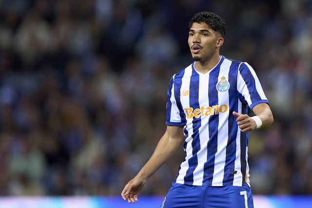 William Gomes ainda não tinha atuado pelos 'bês' azuis e brancos