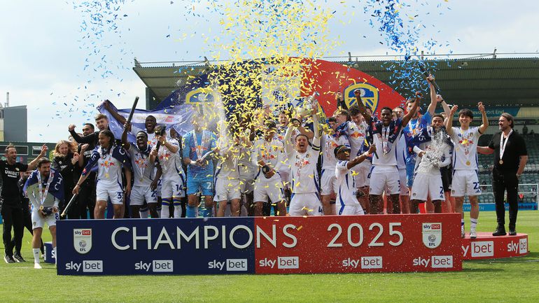 Final de loucos dá título do Championship ao Leeds (vídeos)