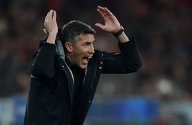Lage à beira de um ataque de nervos