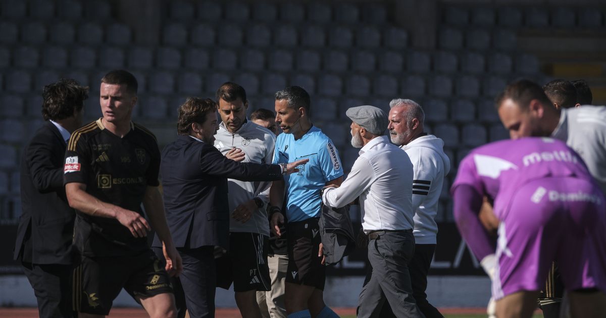 Seis expulsões e mais duas suspensões: toda a polémica do Casa Pia-Tondela com GNR ao 'barulho'