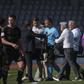 Tensão máxima no final do Casa Pia-Tondela deixou marcas nos gansos: no resultado e na disciplina — Foto: Carlos Barroso/LUSA