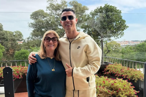 Cristiano Ronaldo e Dolores Aveiro - Foto: @cristiano