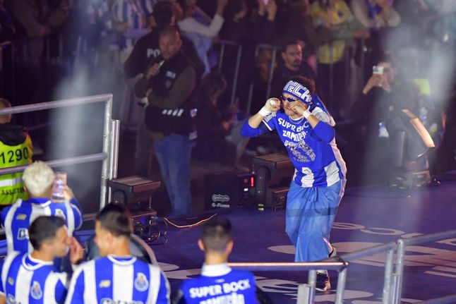 Lembra-se do 'mic drop' de Amorim e Pote? Esta foi a resposta do plantel do FC Porto